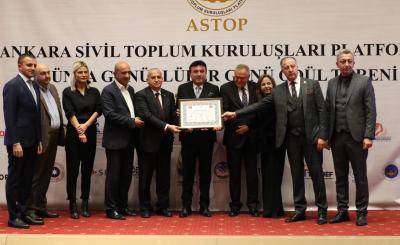 Üstün Hizmet Başarı Ödülü